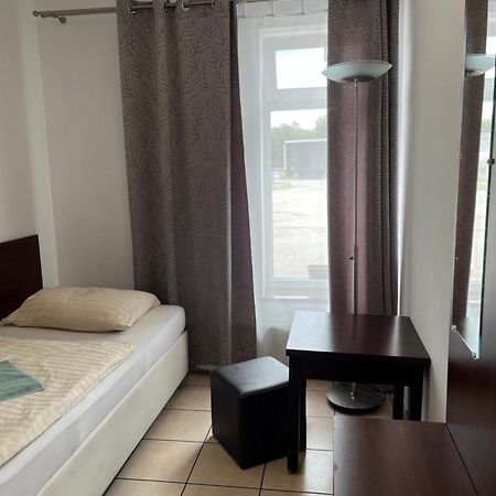 Motel W Lace Boleslawiec  Dış mekan fotoğraf