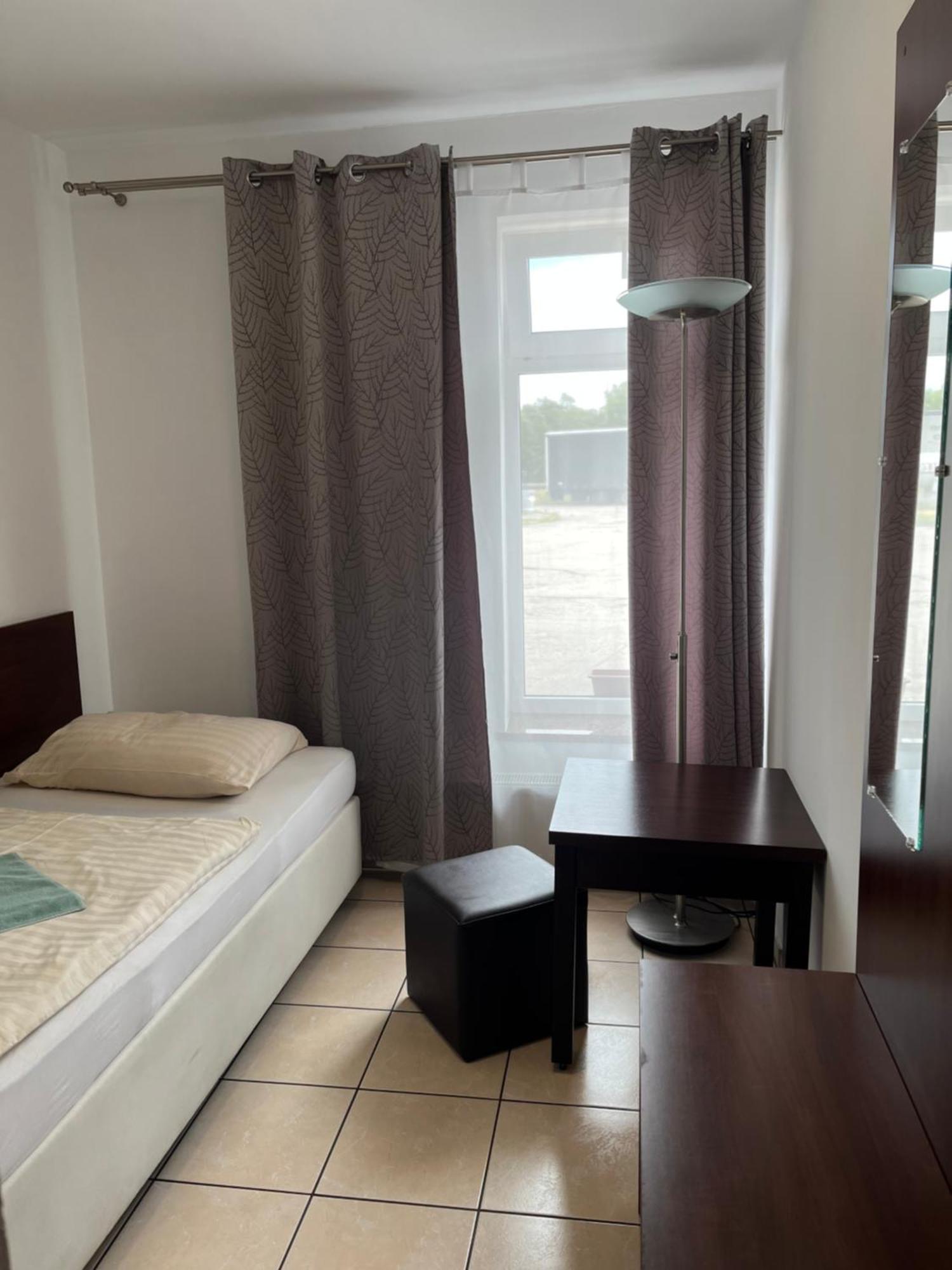Motel W Lace Boleslawiec  Dış mekan fotoğraf