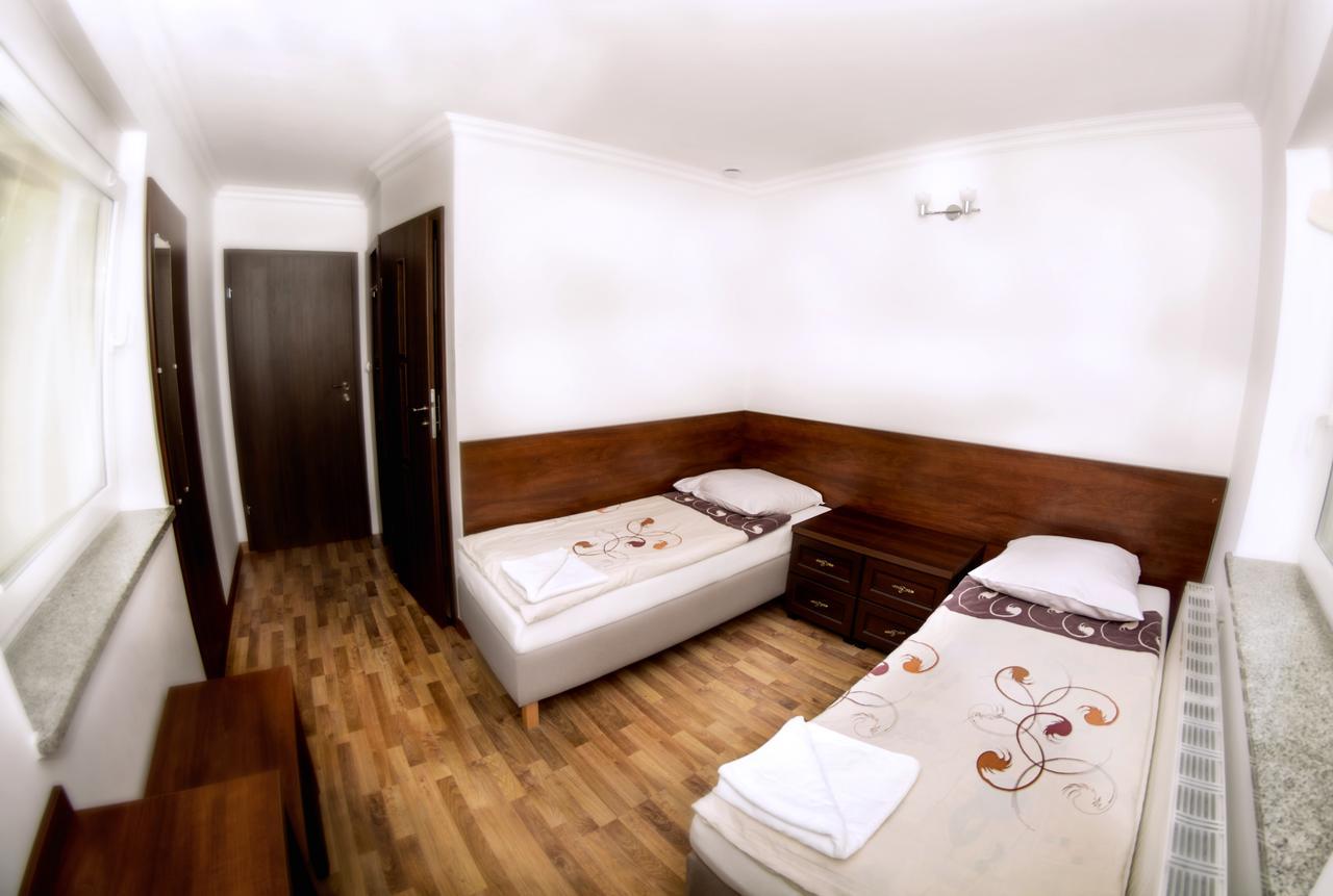 Motel W Lace Boleslawiec  Dış mekan fotoğraf